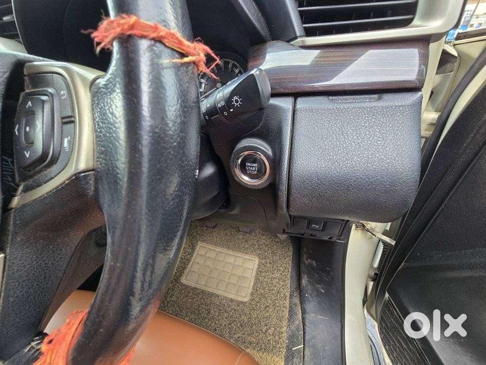 Toyota Innova Crysta 2.4 V, 2019, Diesel