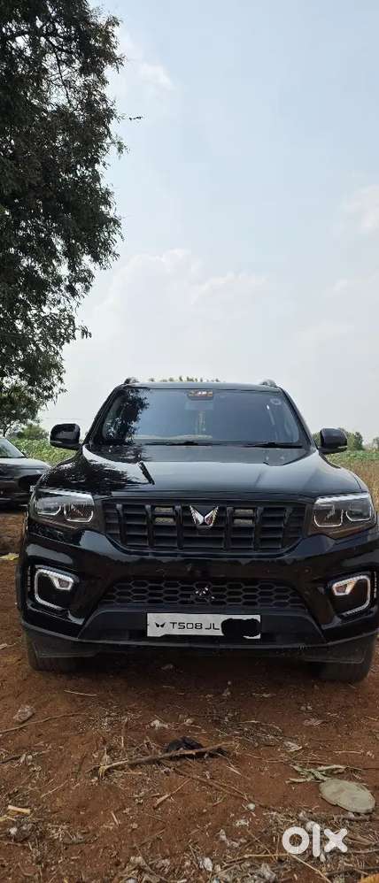 Mahindra Scorpio-n 2.0 Petrol 2023