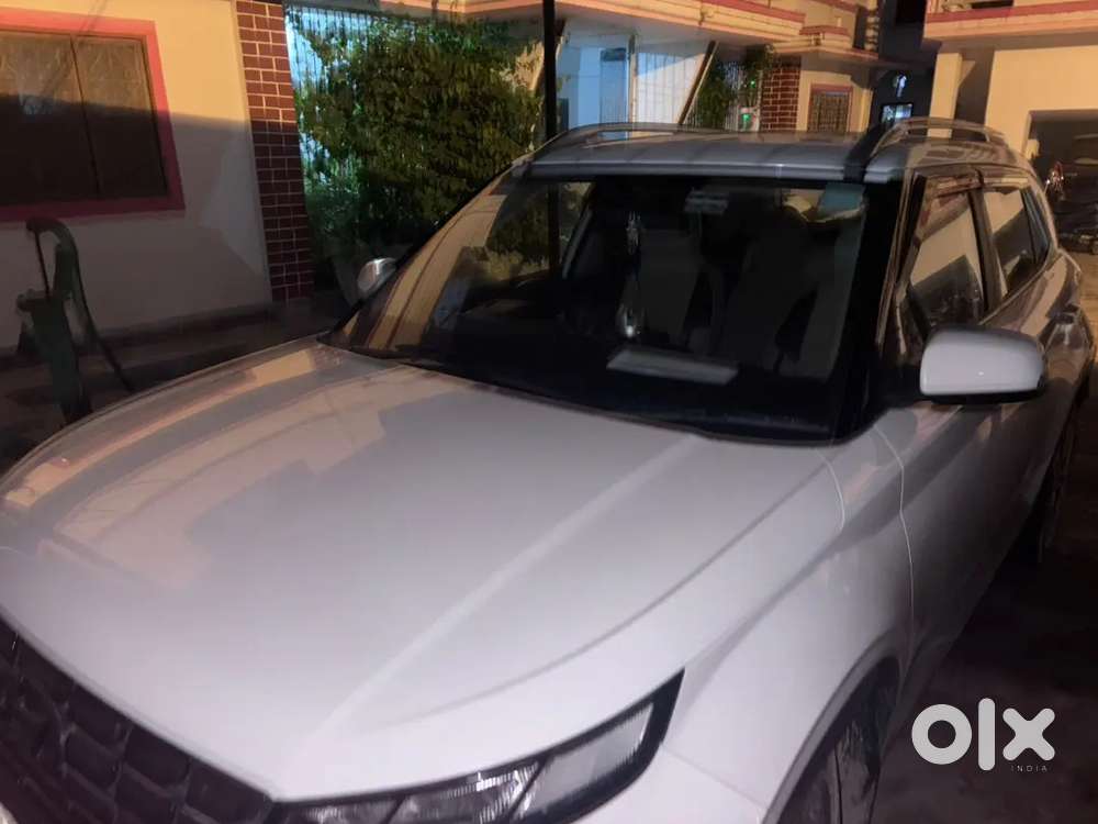 Hyundai Venue 2022 Petrol Good Condition