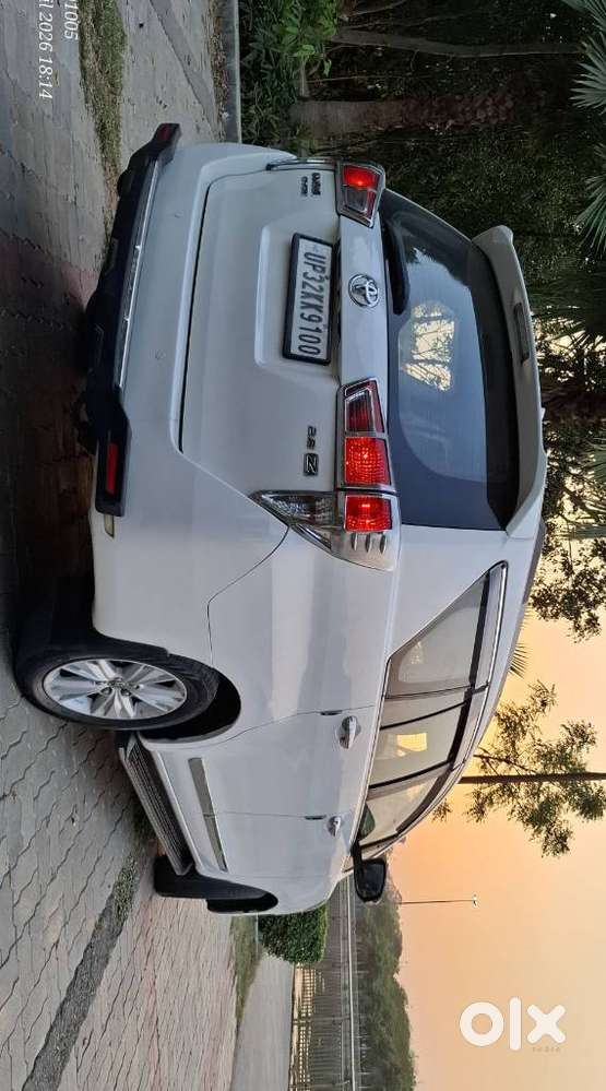 Toyota Innova Crysta 2.8z Automatic, 2019, Diesel