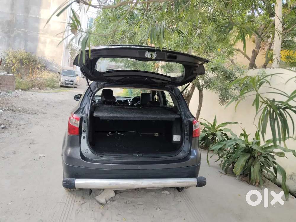S-cross Nice Gadi