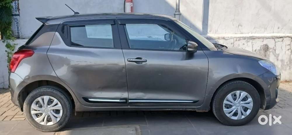 Maruti Suzuki Swift Vxi, 2020, Petrol