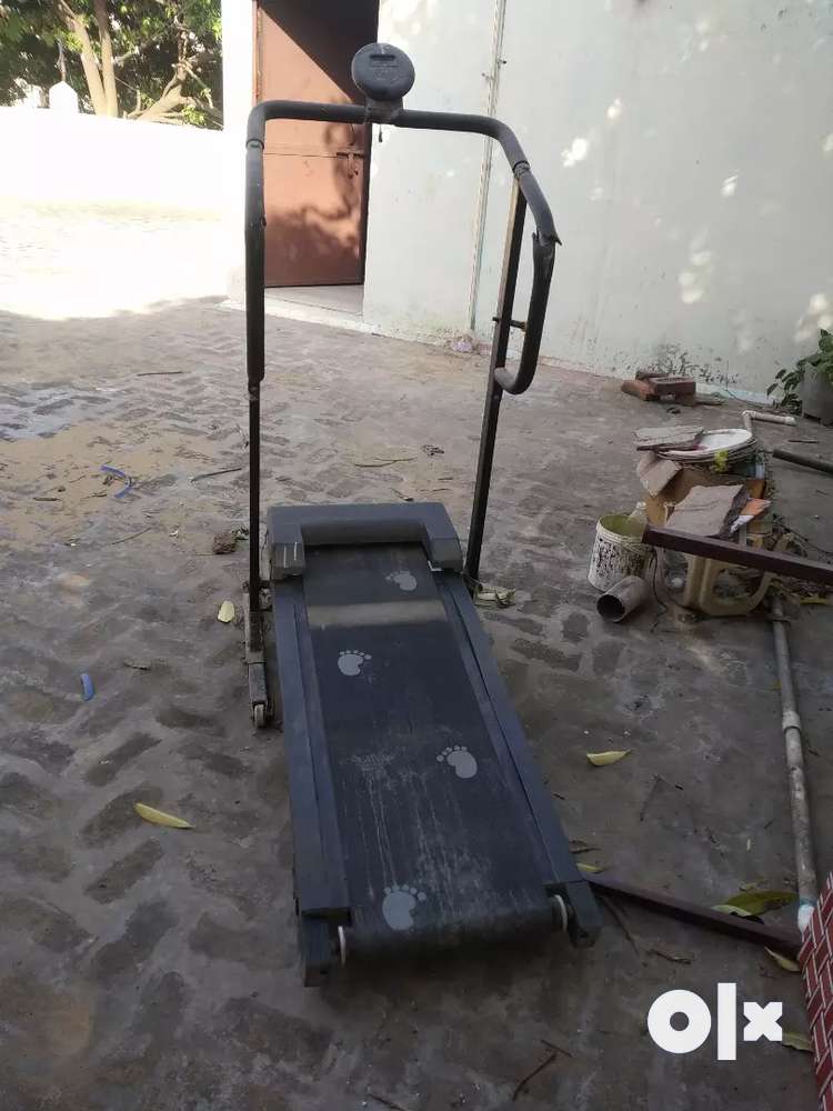 Treadmill second best sale hand olx