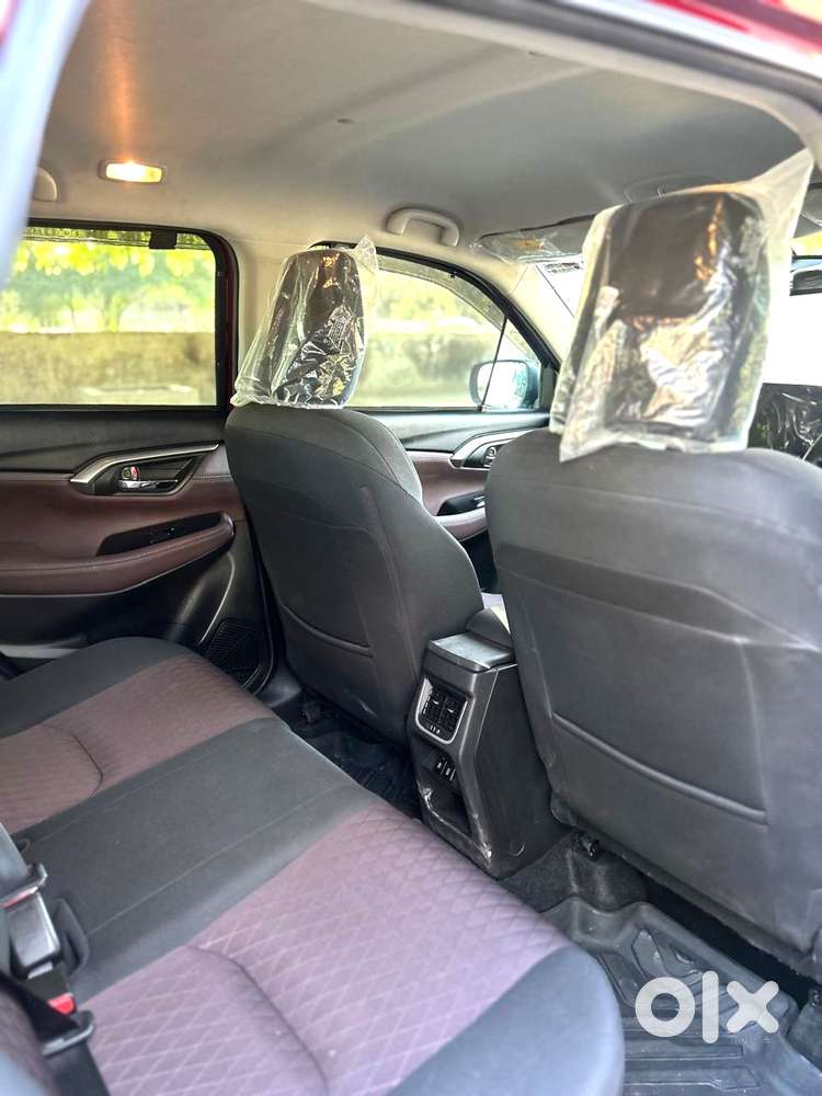 Maruti Suzuki Grand Vitara 1.5 Zeta Smart Hybrid, 2025, Petrol
