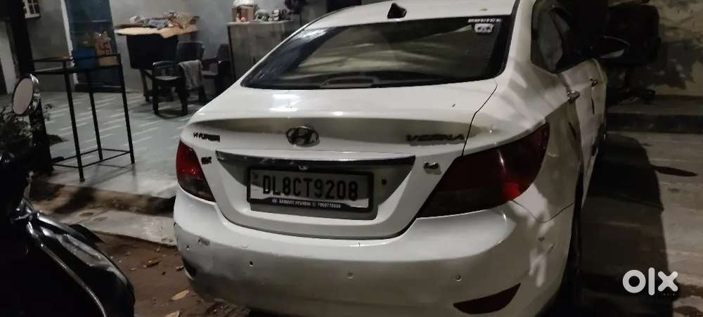 Hyundai Verna 2011