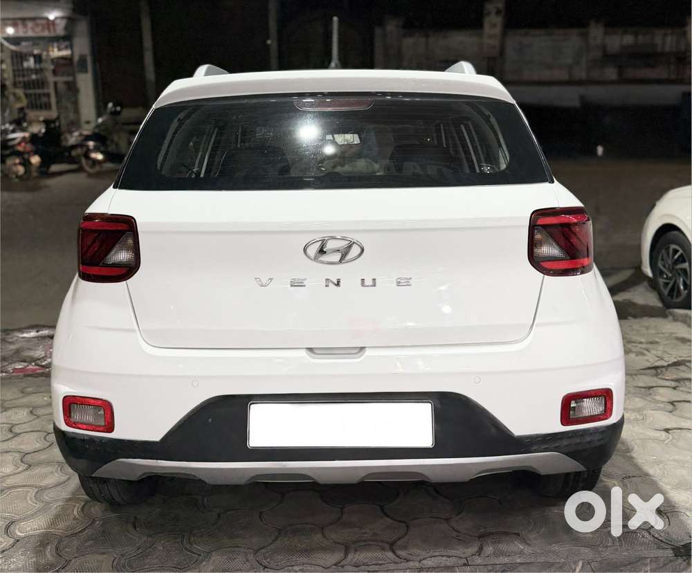 Hyundai Venue S 1.2 Petrol, 2021, Petrol