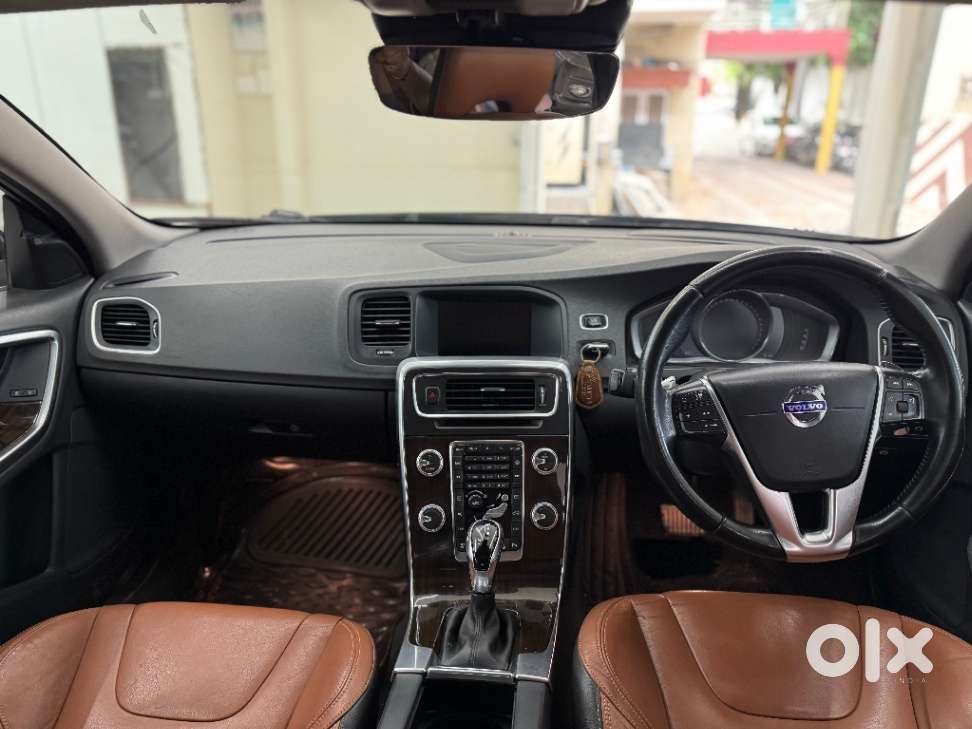 Volvo S60 D4 Momentum, 2018, Diesel