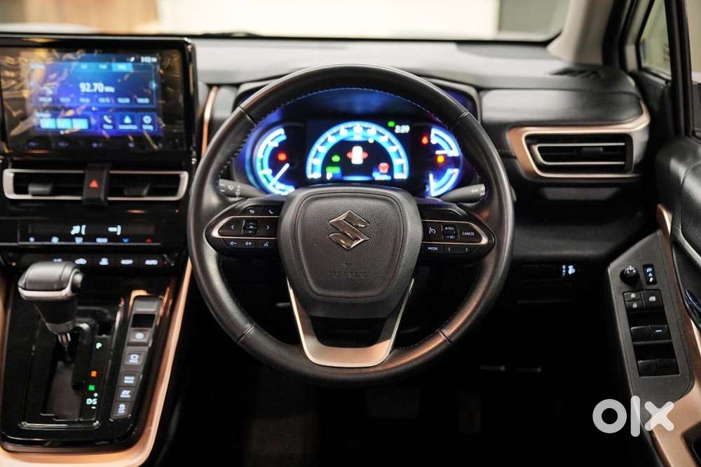 Maruti Suzuki Invicto Zeta Plus 7str, 2024, Petrol