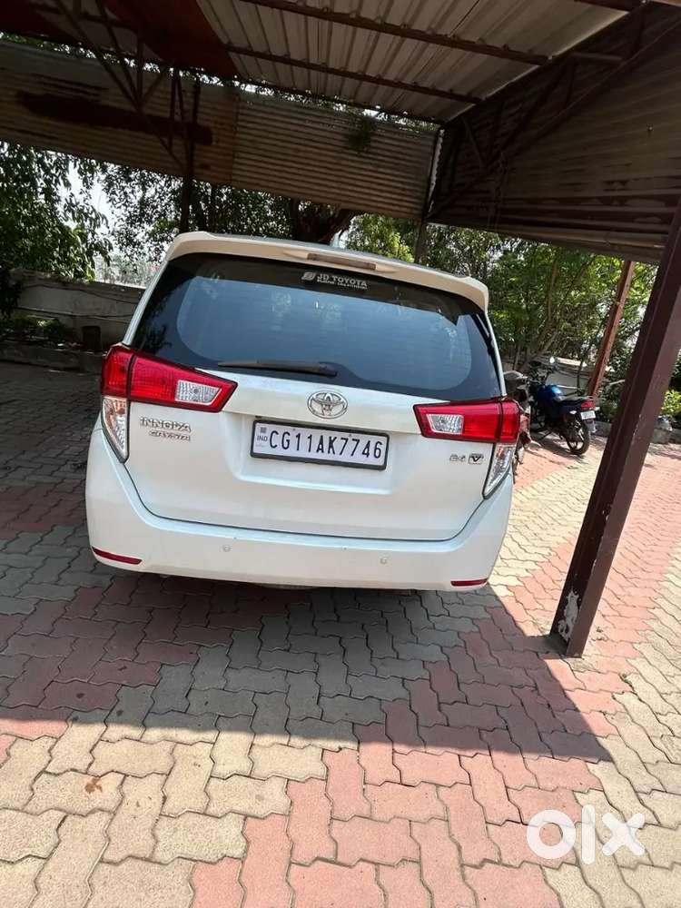 Toyota Innova Crysta 2017