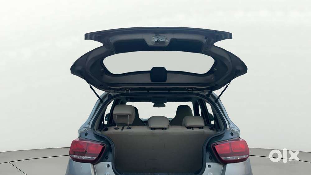 Mahindra Kuv 100 2016-2017 Mfalcon D75 K8, 2016, Diesel