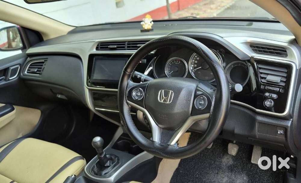 Honda City 1.5 V 4th Gen I-vtec Mt, 2022, Petrol