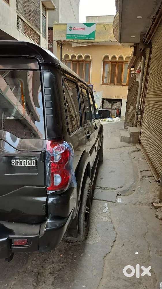Mahindra Scorpio S8 7 2017