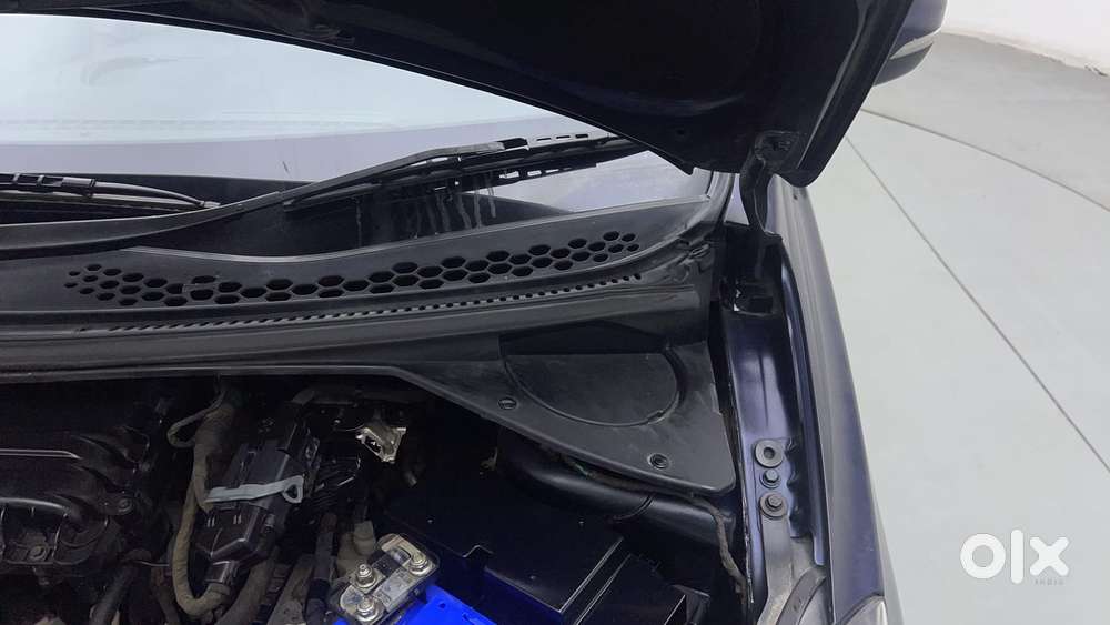Tata Tigor Xza, 2019, Petrol