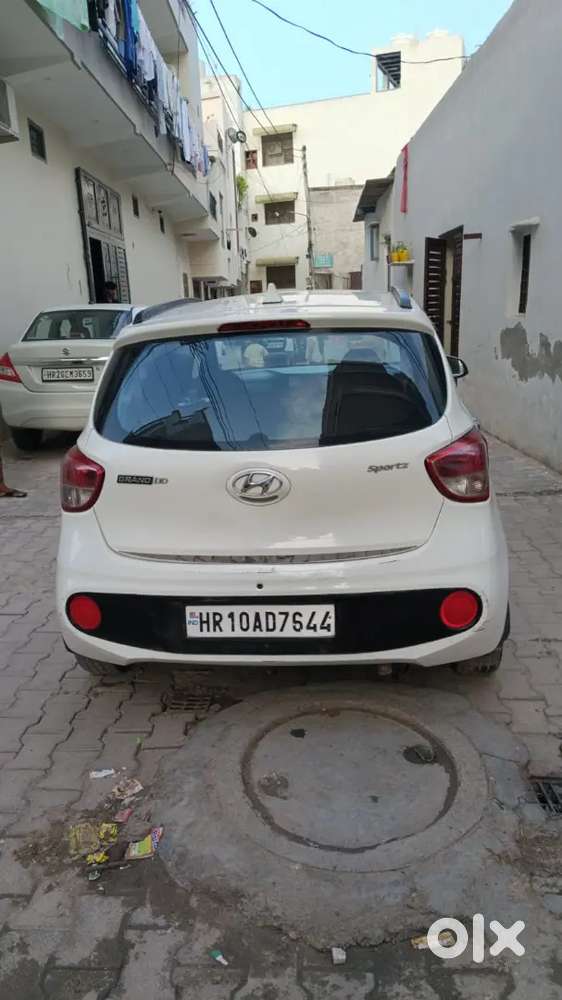 Hyundai Grand I10 Sportz 2018 Km Driven