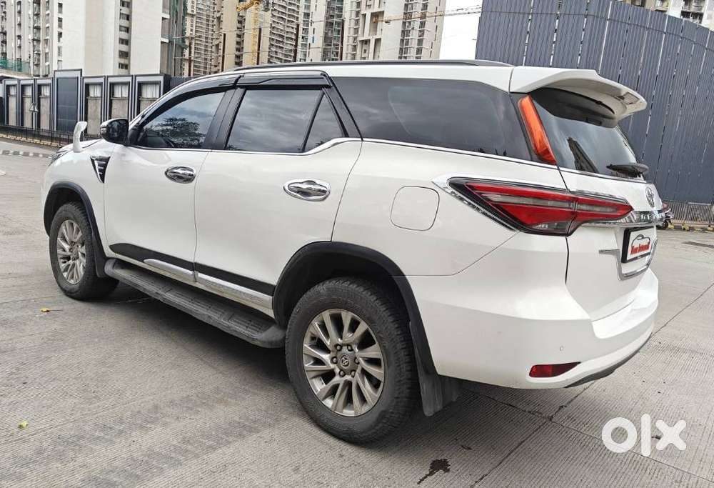 Toyota Fortuner 4x4 Manual Limited Edition, 2021, Diesel