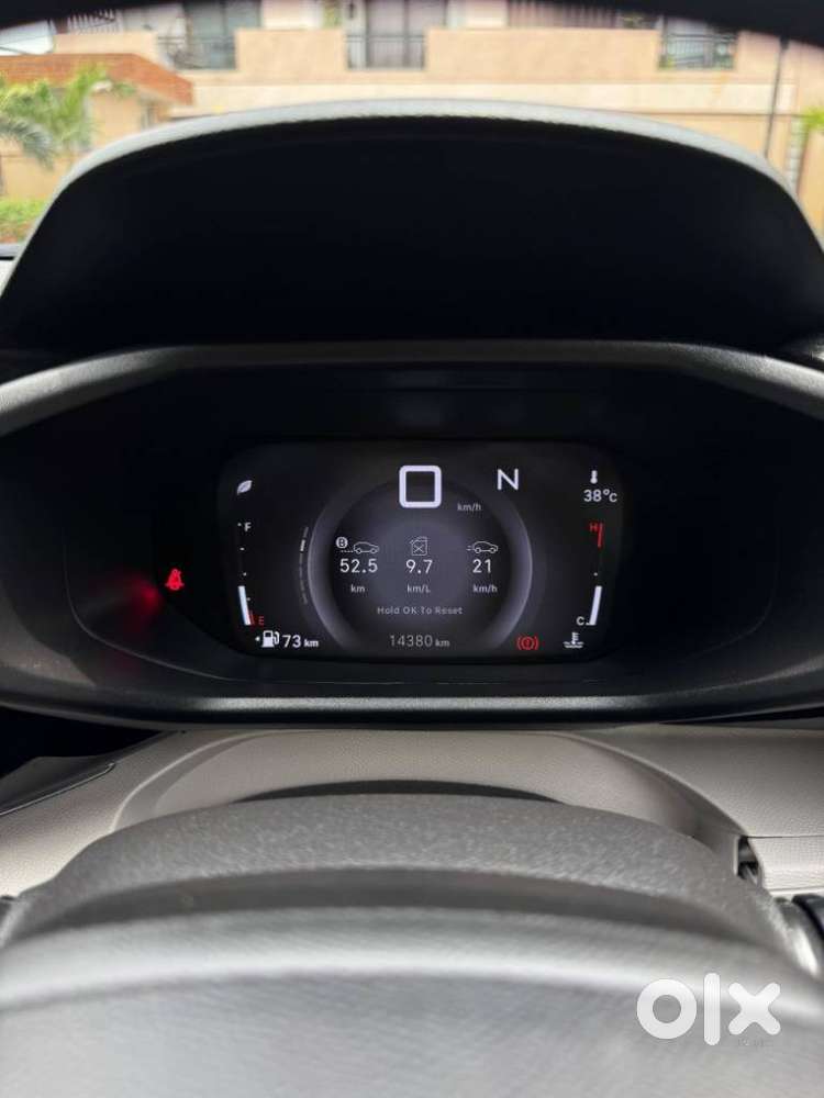 Citroen Basalt Max 1.2 Turbo Petrol At Dual Tone, 2025, Petrol