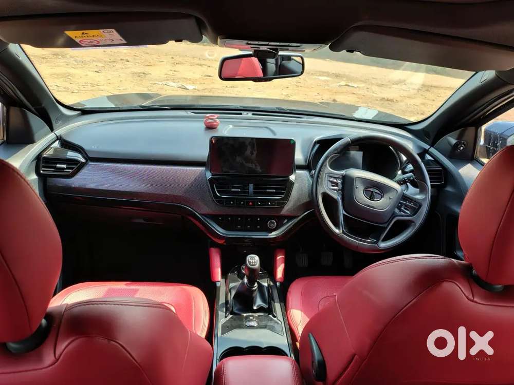 Tata Safari 2.0 2023 Dark Red