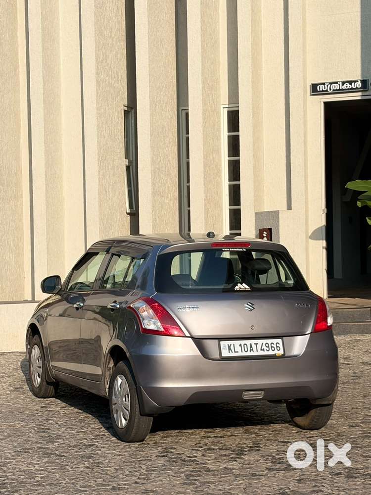 Maruti Suzuki Swift Lxi Optional-o, 2015, Petrol