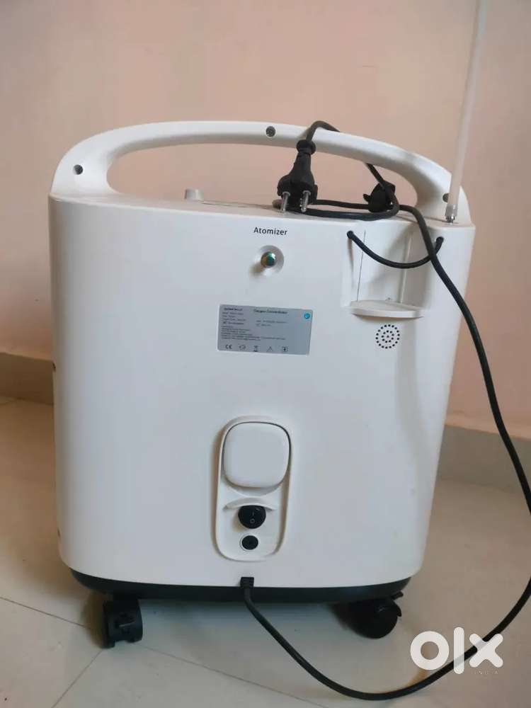 OzoCheck Pure LN 5 LPM Oxygen Concentrator &ndash; Lightly Used