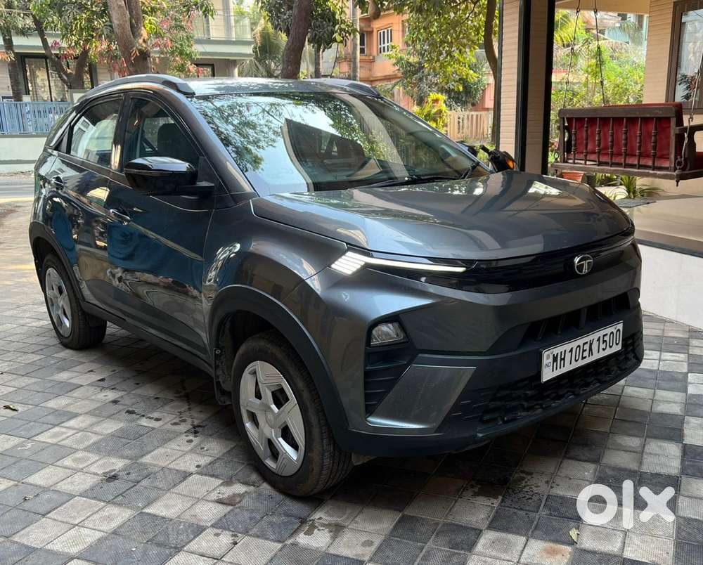 Tata Nexon Smart Plus1.2 Revotron Petrol 5 Mt, 2024, Cng & Hybrids