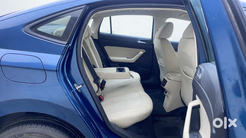 Volkswagen Virtus Highline Plus 1.0 Tsi At, 2023, Petrol
