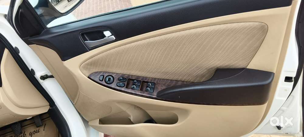 Hyundai Fluidic Verna 1.6 Vtvt Sx, 2015, Cng & Hybrids