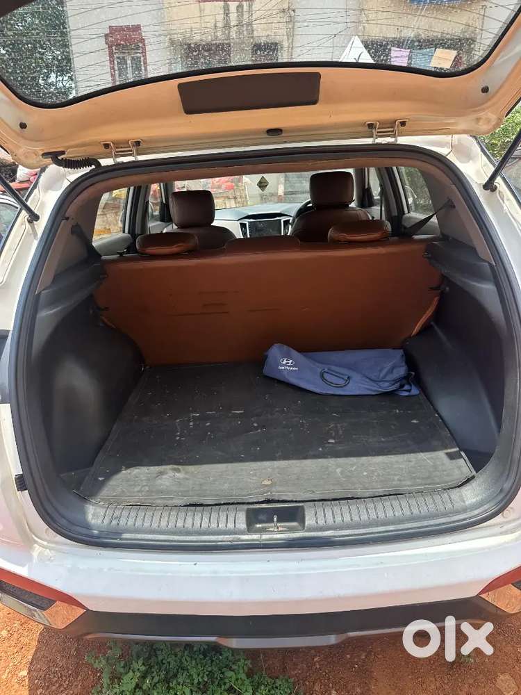 Hyundai Creta 2015 Petrol Vip Number Well Maintained 1st Owner