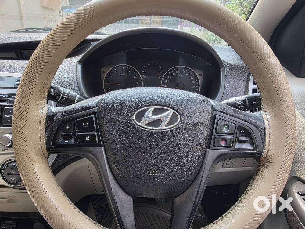 Hyundai I20 Sportz 1.2 Vtvt, 2012, Petrol