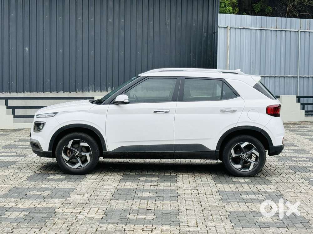 Hyundai Venue 1.0 Sx Turbo Dct, 2019, Petrol