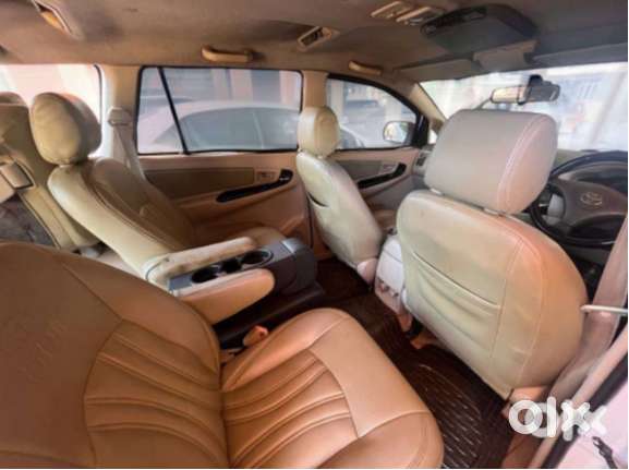 Well-maintained Toyota Innova 2006 For Sale - Excellent Condition!