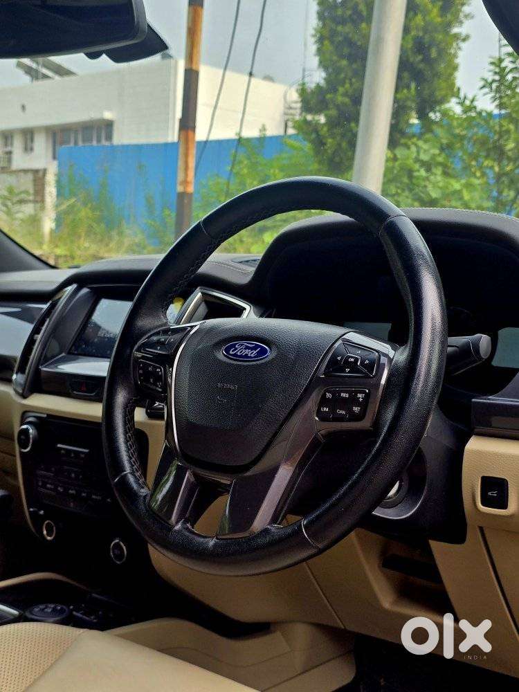 Ford Endeavour 3.2 Titanium At 4x4, 2017, Diesel