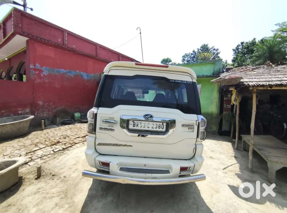 Mahindra Scorpio S4