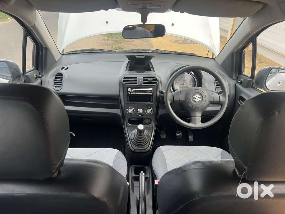 Maruti Suzuki Ritz 2009-2011 Lxi, 2011, Petrol