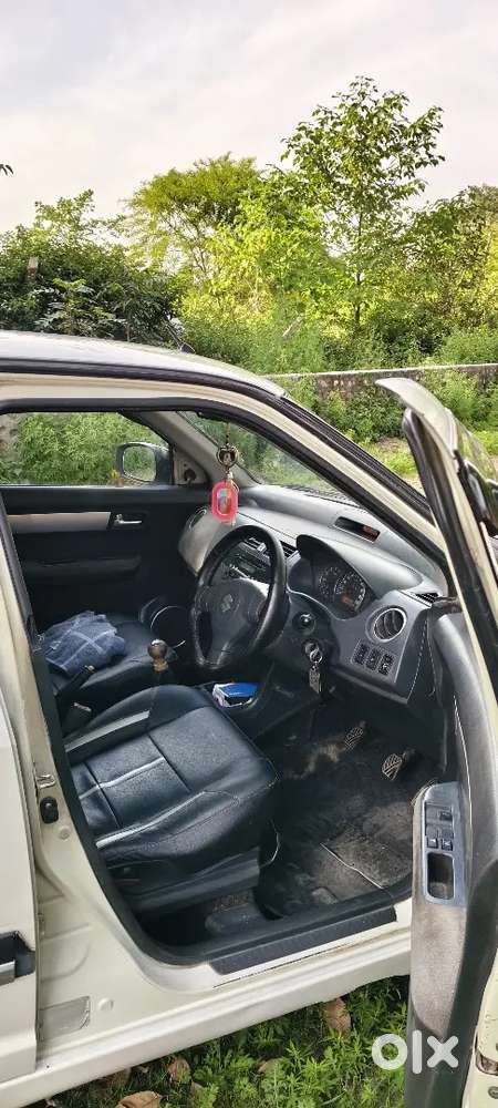Swift Dzire 2014/reg 2015 Model Petrol