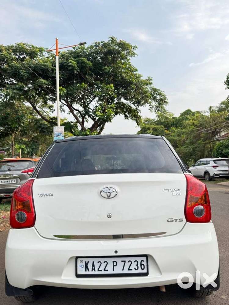 Toyota Etios Liva 2011-2012 G, 2012, Petrol