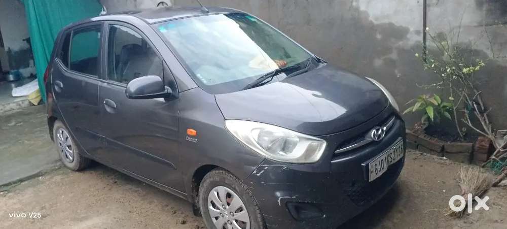 Hyundai I10 Magna 2012 Petrol.cng