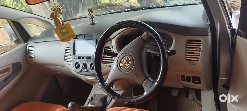 Toyota Innova 2010 Diesel 190000 Km Driven