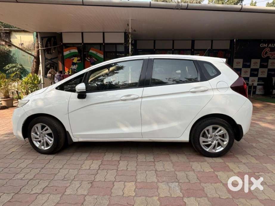 Honda Jazz V Cvt, 2017, Petrol
