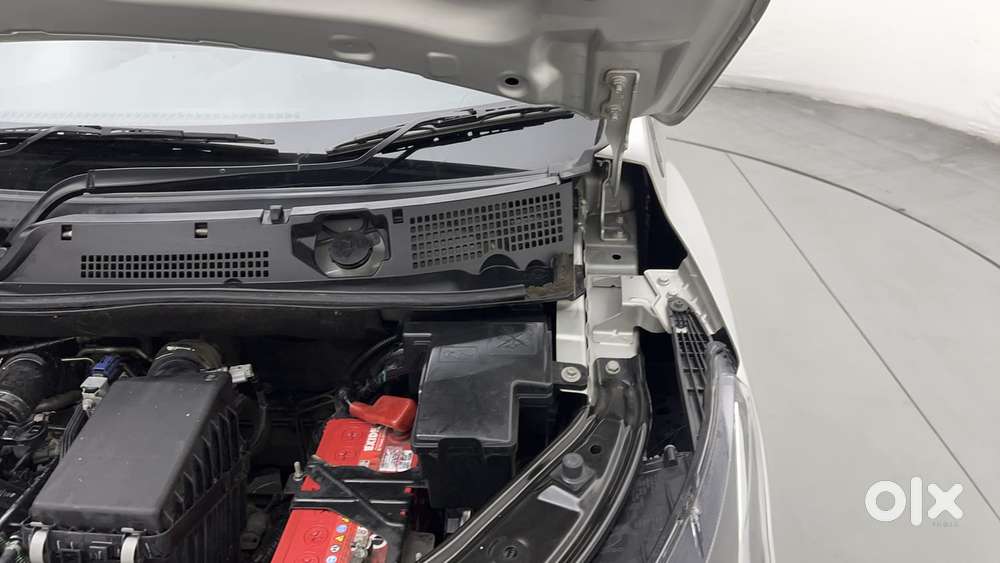 Nissan Magnite 1.0 Xv Premium Turbo Cvt, 2022, Petrol