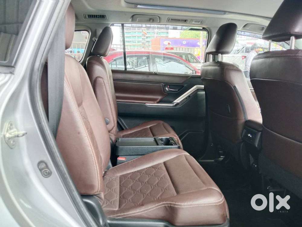 Toyota Innova Hycross, 2023, Petrol