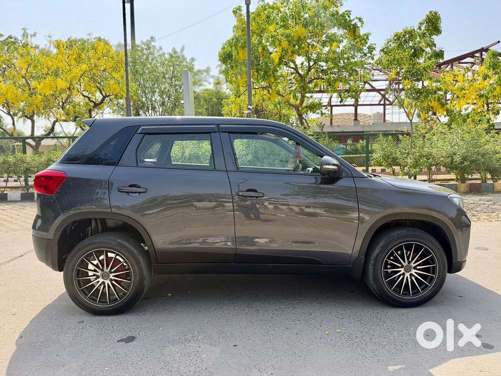 Maruti Suzuki Brezza 1.5 Lxi Smart Hybrid, 2022, Petrol