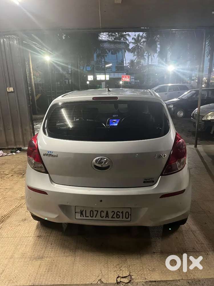 Hyundai I20 Sportz Petrol 2014