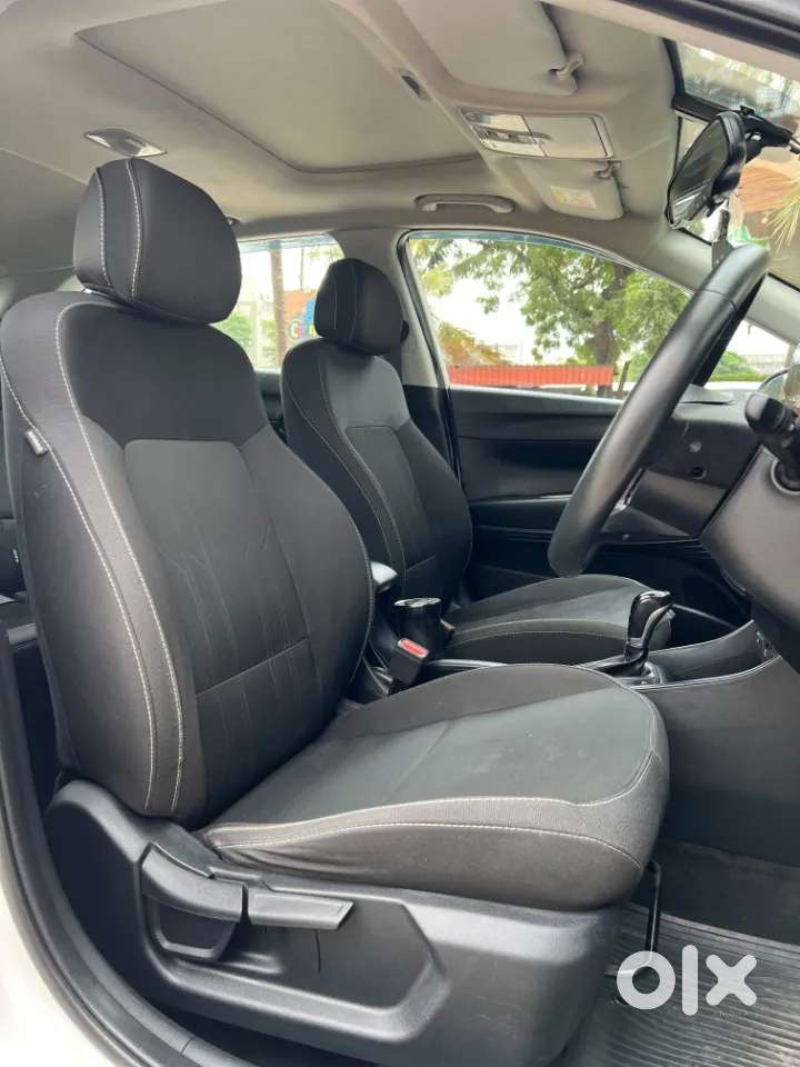 Hyundai I20 Asta (o) 1.0 Turbo Dct, 2022, Petrol