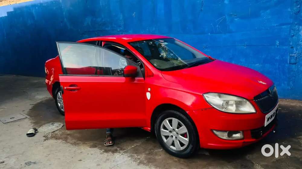 Skoda Rapid Elegance 2013