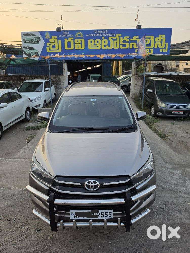 Toyota Innova Crysta 2.4 G Mt 8s, 2018, Diesel