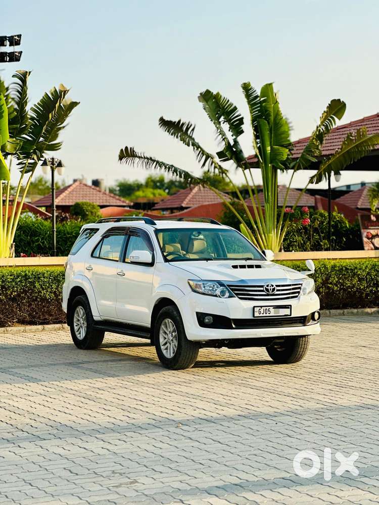 Toyota Fortuner 4x2 At 2.8 Diesel, 2013, Diesel