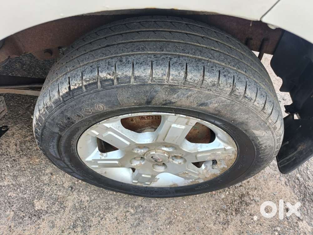 Mahindra Quanto C8, 2013, Diesel