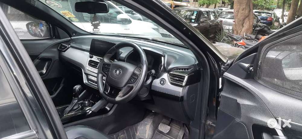 Tata Safari Xza Plus Dark Edition 6 Seater- 2022