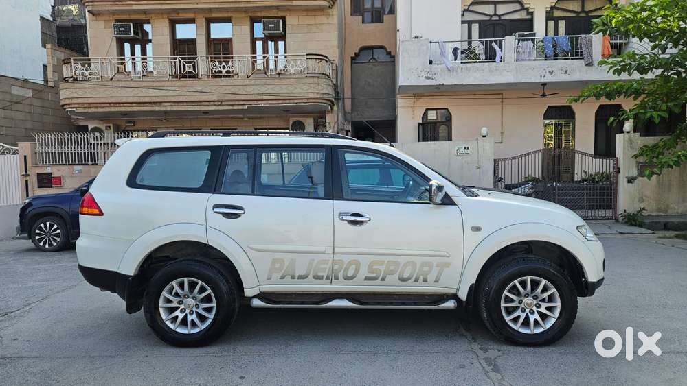 Mitsubishi Pajero Sport 2.5 Manual, 2012, Diesel