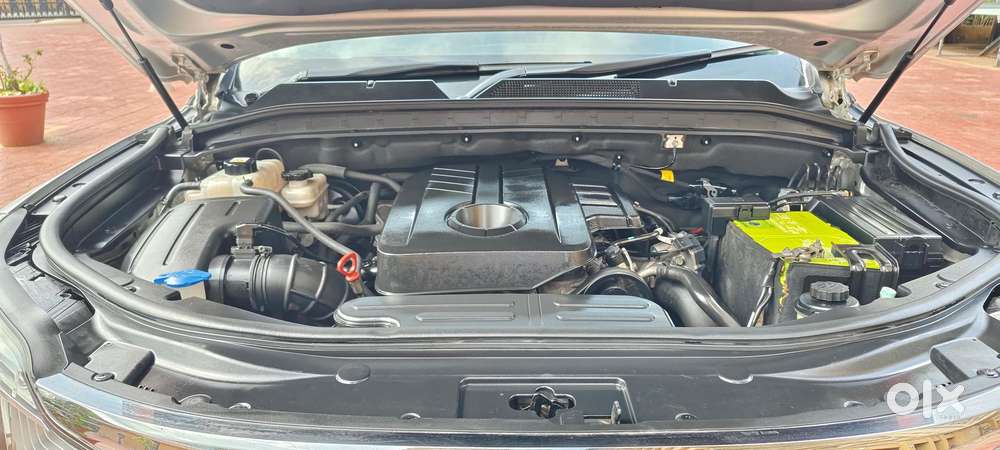 Mahindra Alturas G4 4wd At, 2019, Diesel